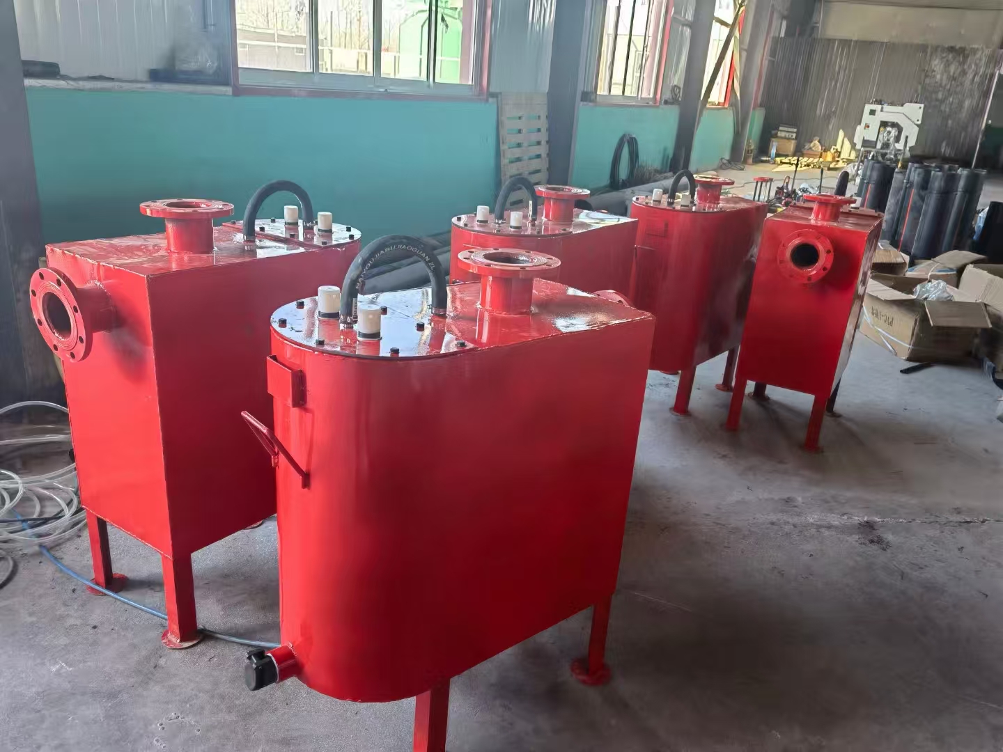 關于煤礦井下自動排渣放水器!